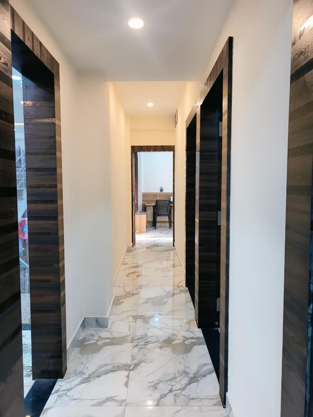 Nandi Retreat Homestay Waranasi Zewnętrze zdjęcie