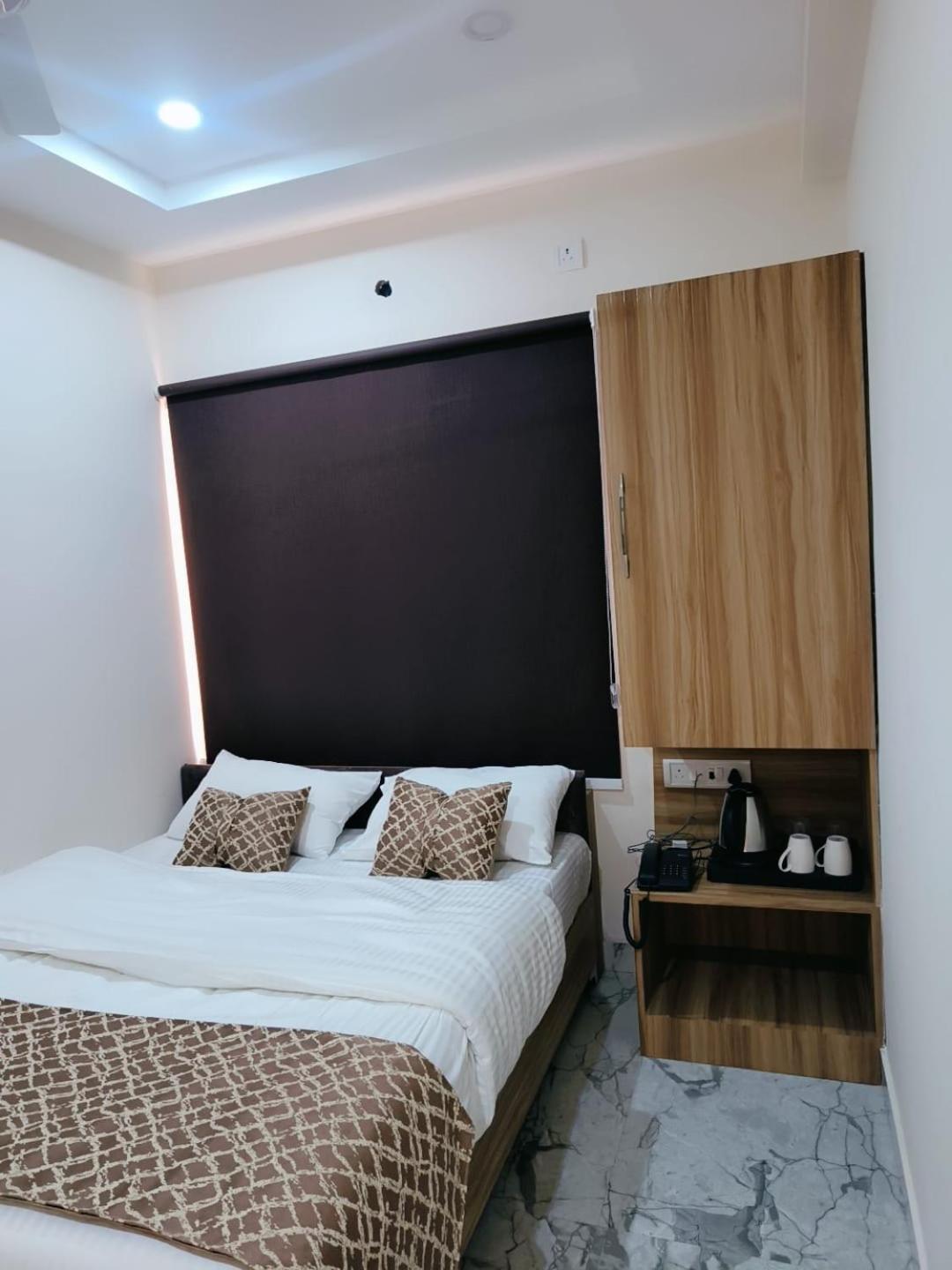 Nandi Retreat Homestay Waranasi Zewnętrze zdjęcie
